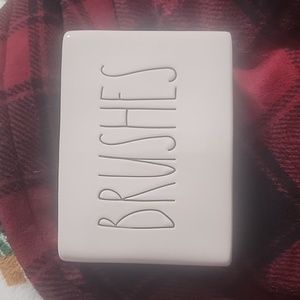 Rae Dunn toothbrush holder